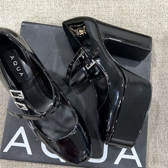 Bloomingdale’s AQUA Emmy Mary Jane Platform High Heel Pumps - Picture 5 of 10